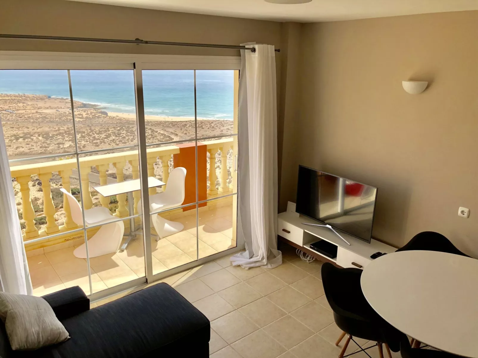 Für 5 Personen ca. 70 m&sup2; in Costa Calma, Fuerteventura (Südküste von Fuert - Image-tags.info