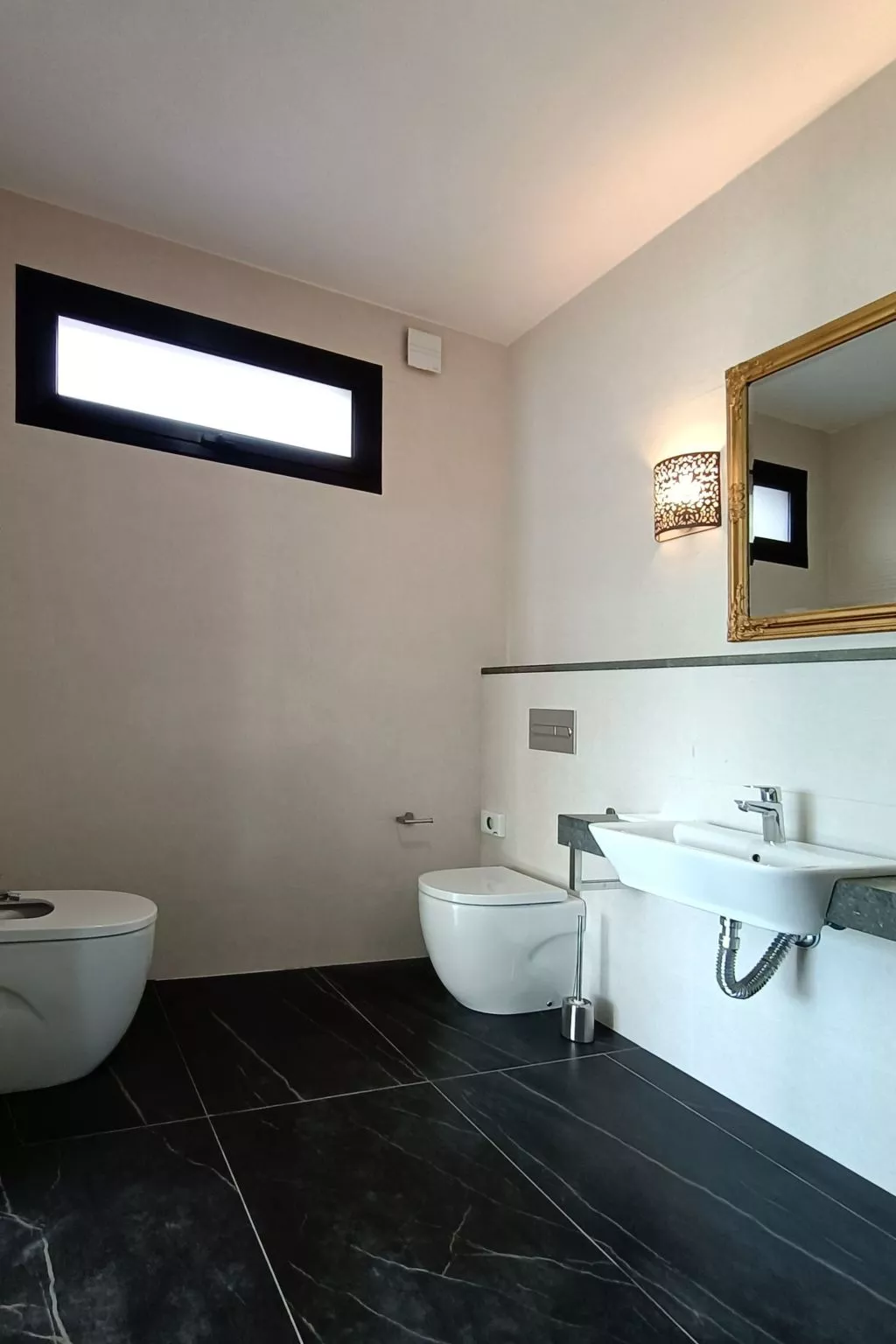 Atemberaubende Villa mit passender Aussicht - Image-tags.info