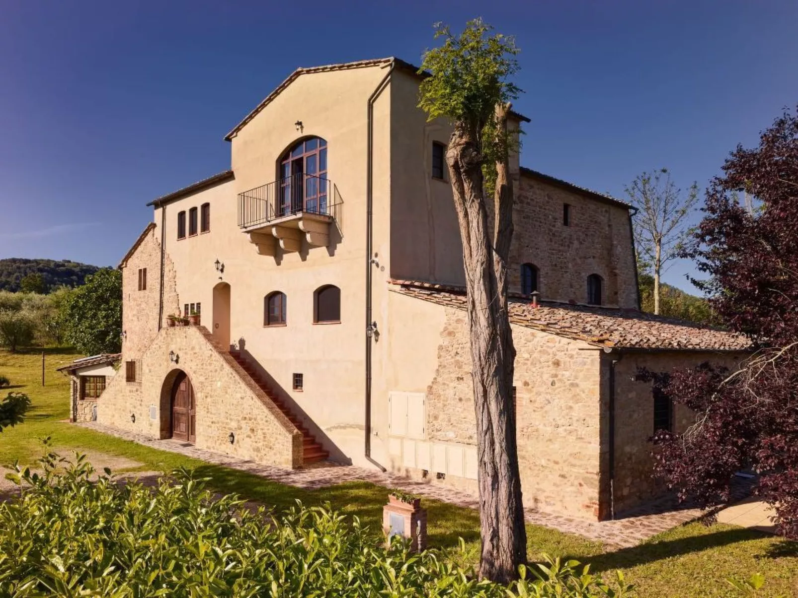 La Cisterna - Image-tags.info