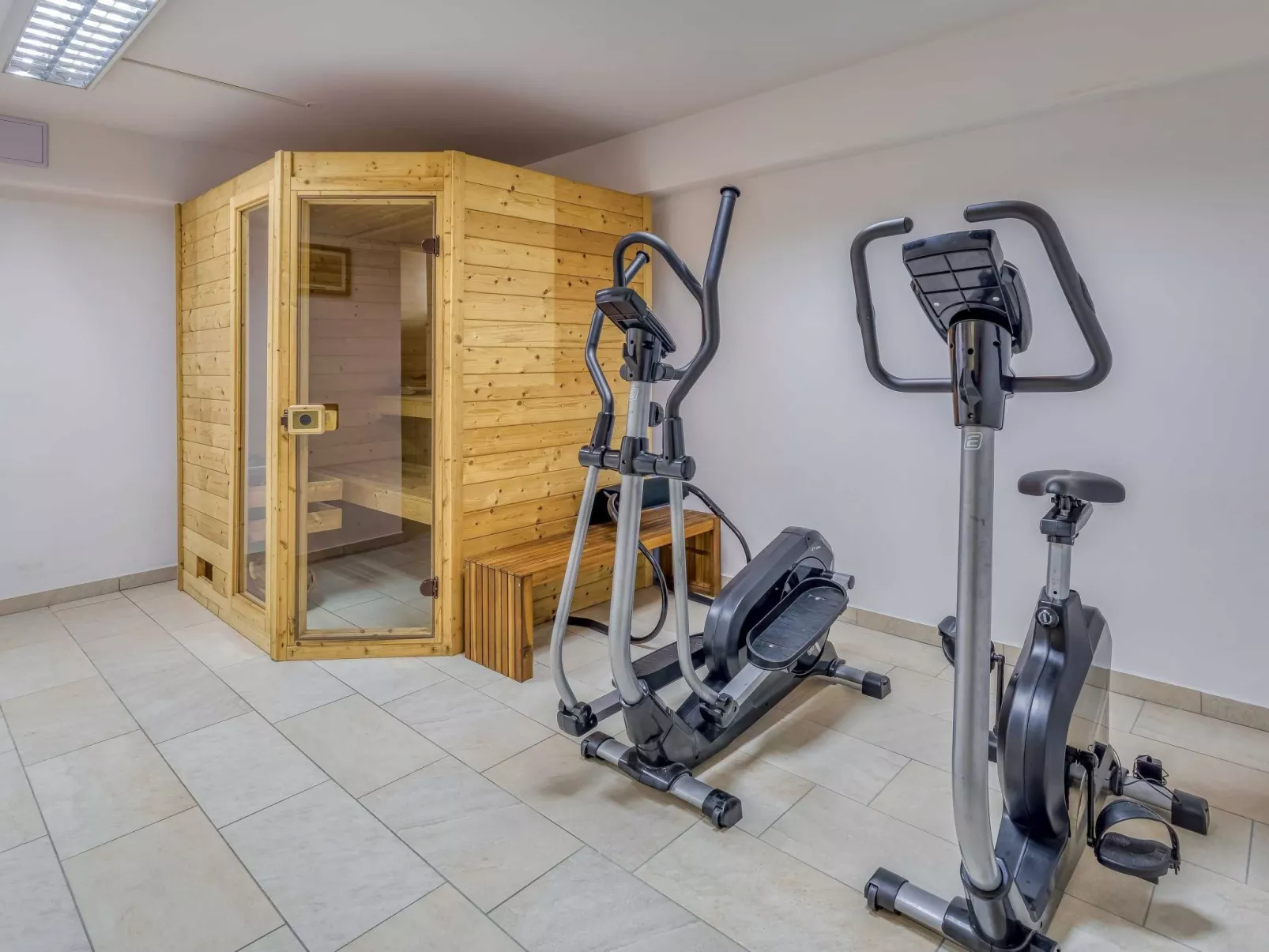 "Andrea" mit Whirlpool - Image-tags.info