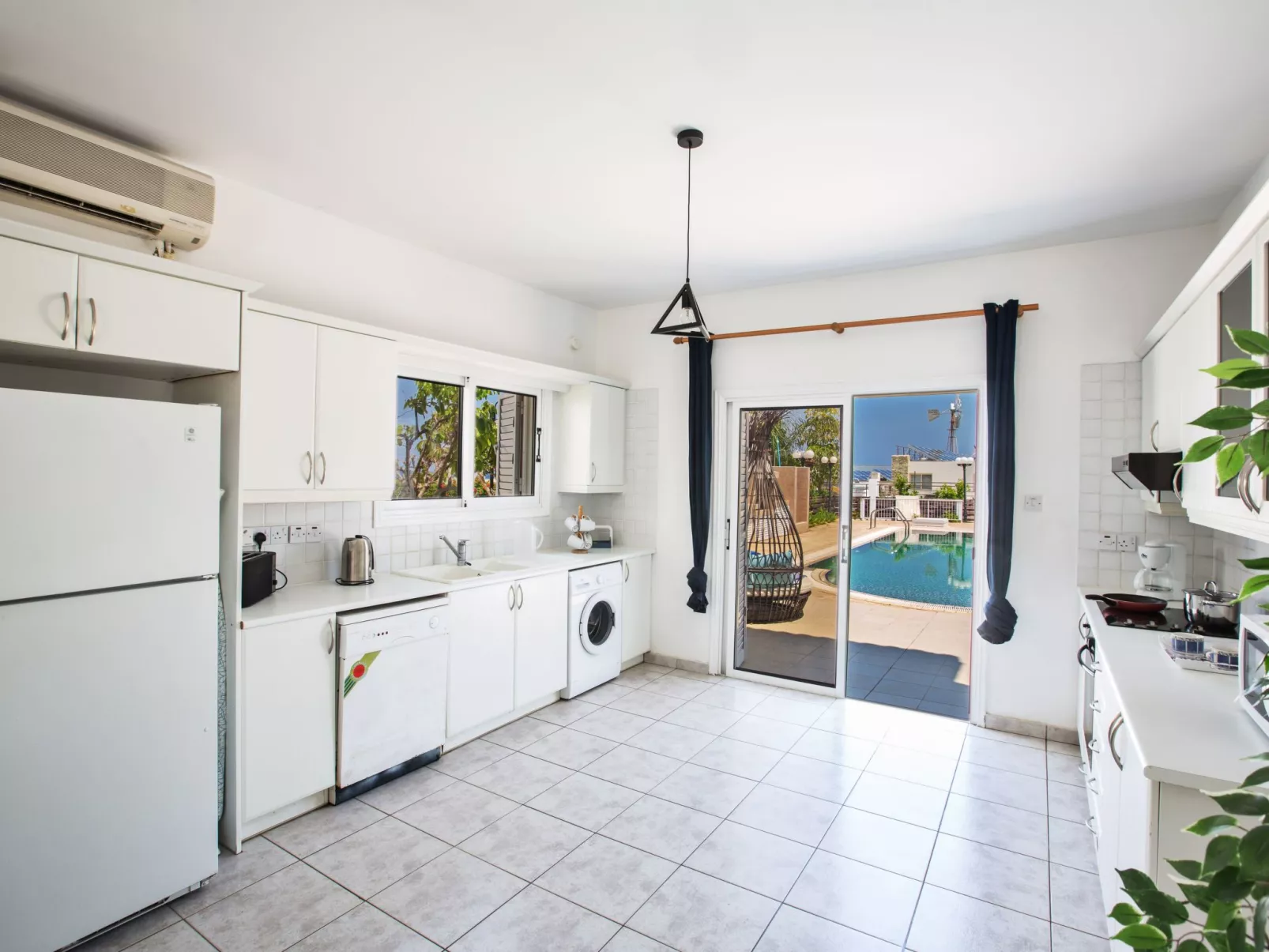 Protaras Villa mit Pool am Strand der Fig Tree Bay - Image-tags.info