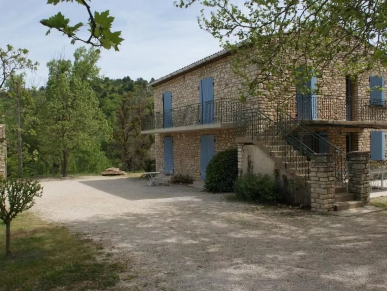 Schöne provenzalische Villa Les Carlets mit Pool - Image-tags.info