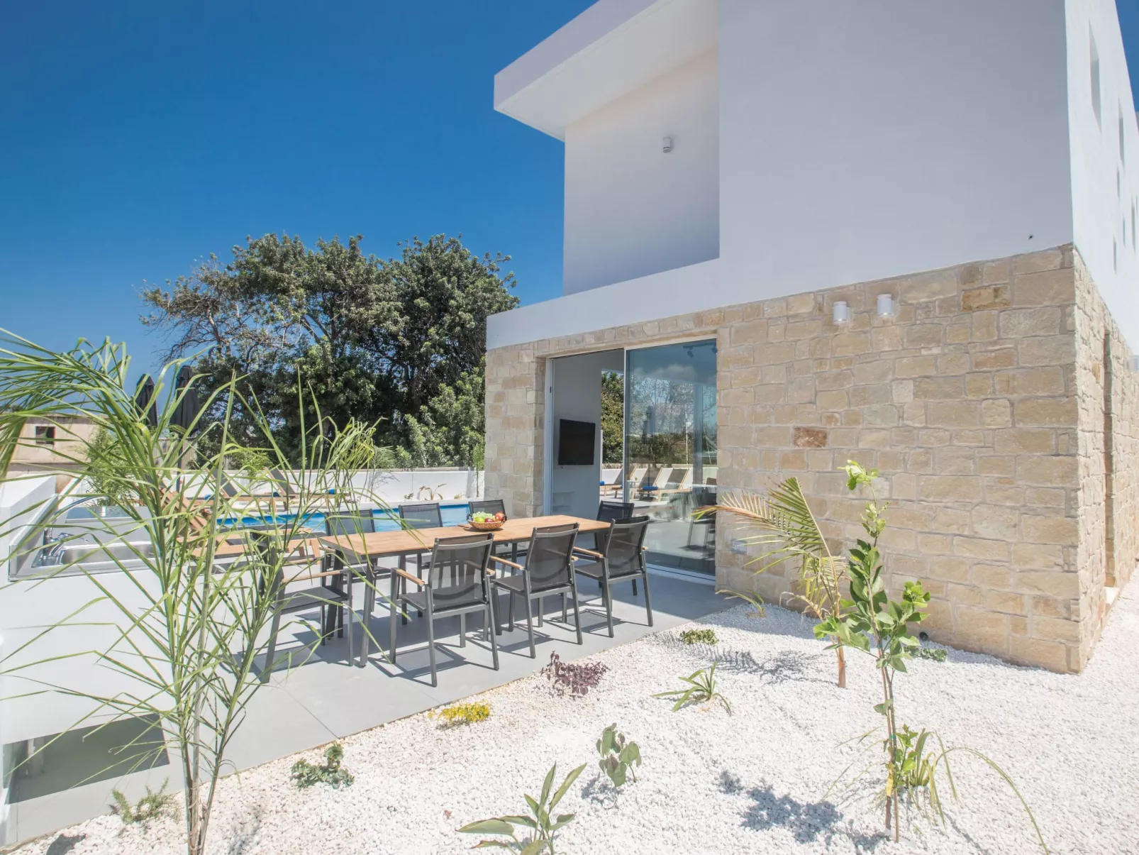 4-Schlafzimmer-Villa mit Pool im Zentrum von Protaras - Image-tags.info