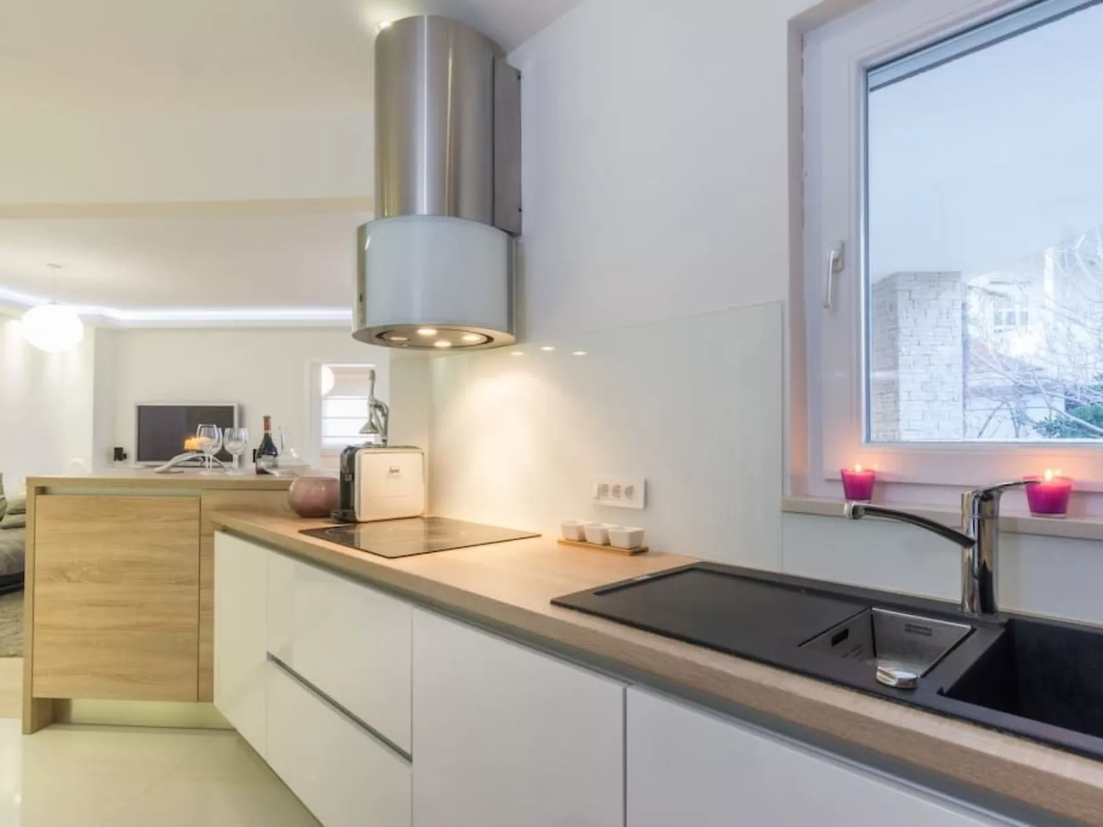 Luxuriöse Villa White Rose mit Pool in der Nähe von Zrče Beach - Image-tags.info