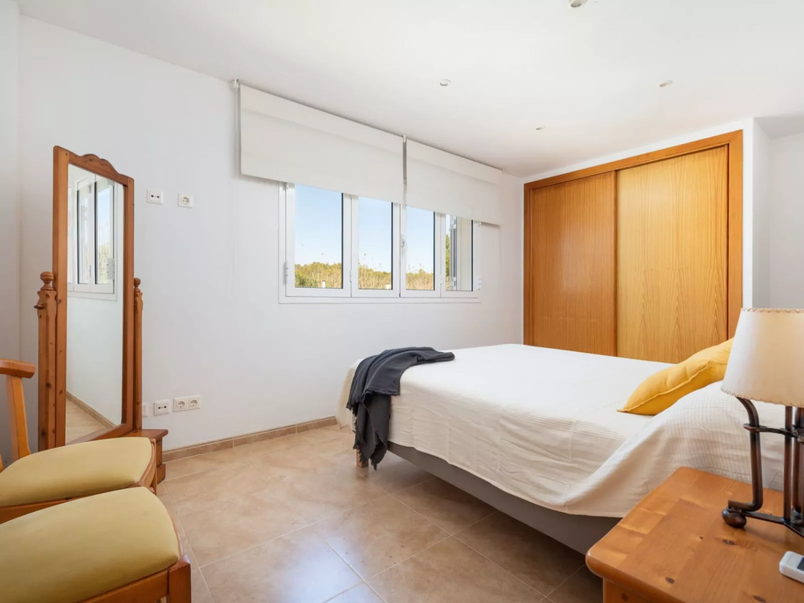 Haus mit Garten und Seeblick in Port d'Alcúdia - Image-tags.info