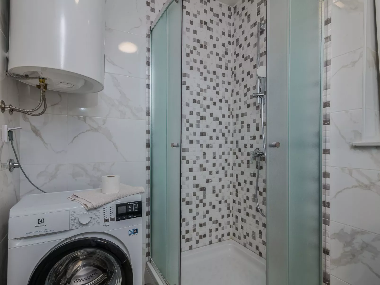 Martina 4 - Image-tags.info