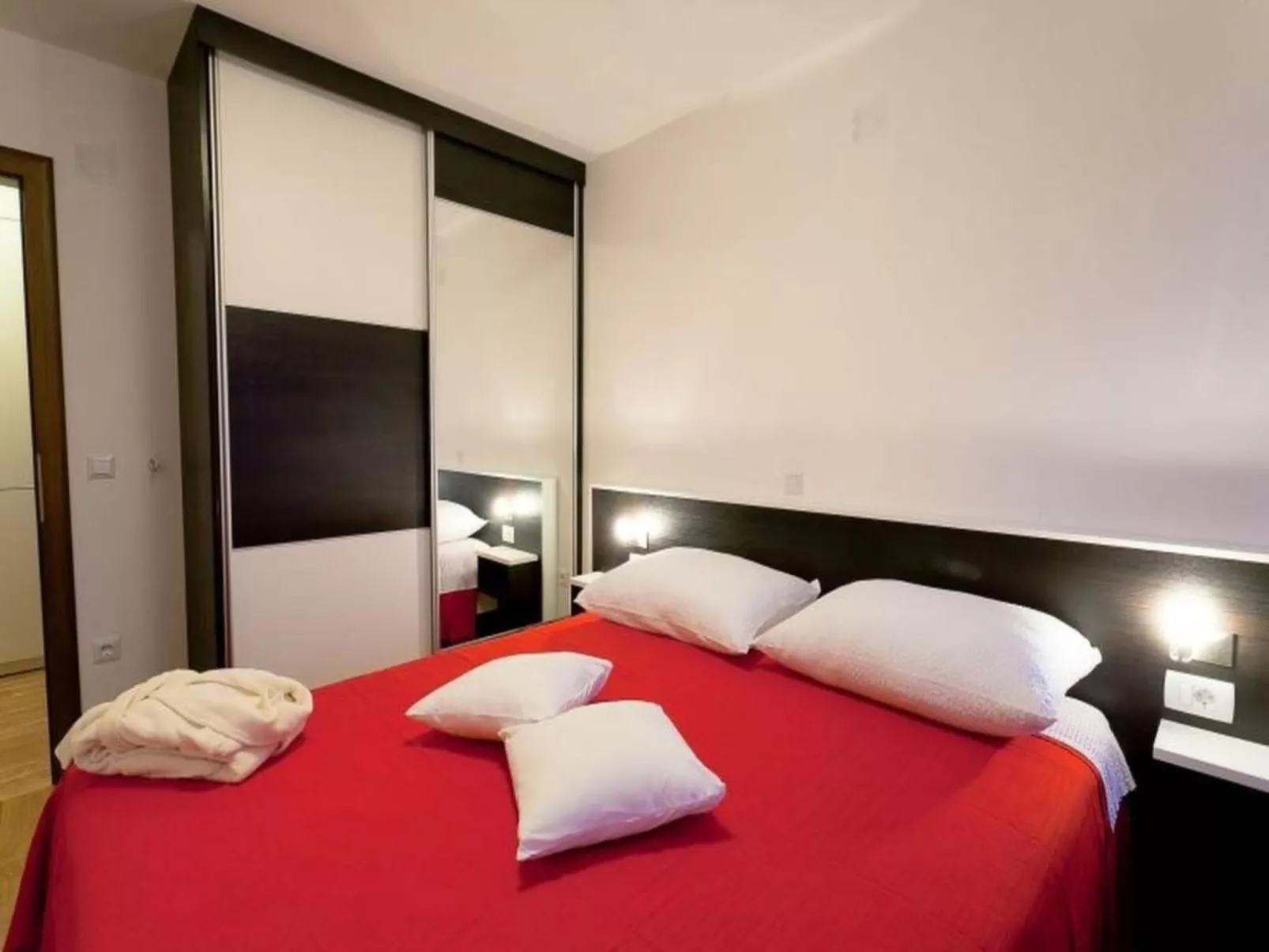 Apartment Grbic 5 - Image-tags.info