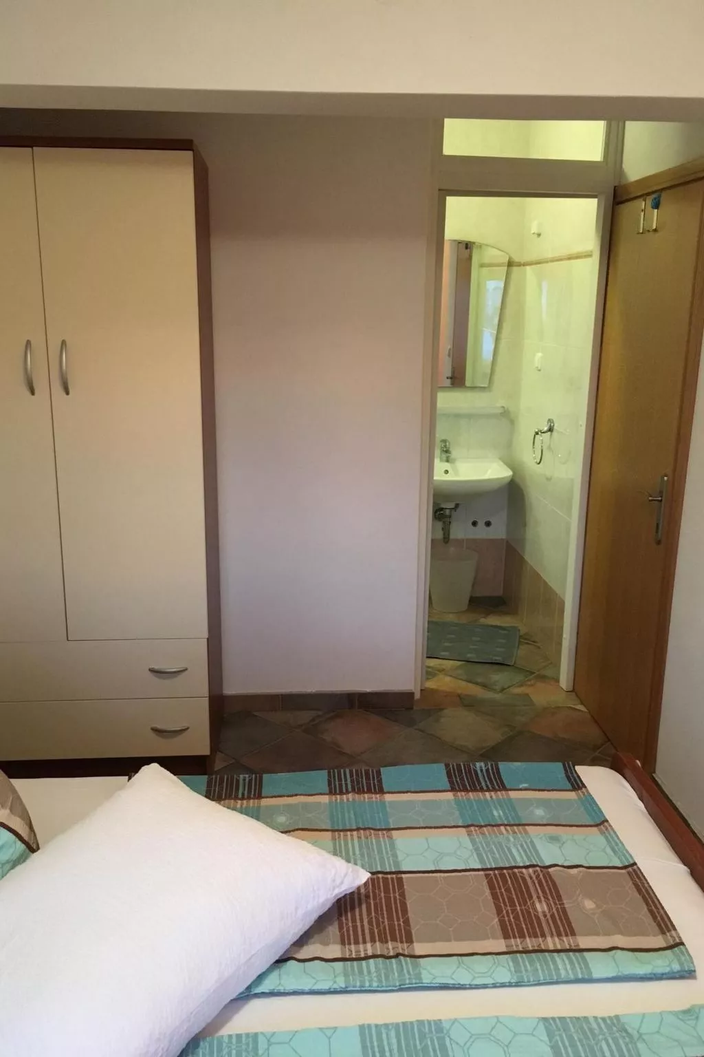 Apartment Pranic 2 - Image-tags.info