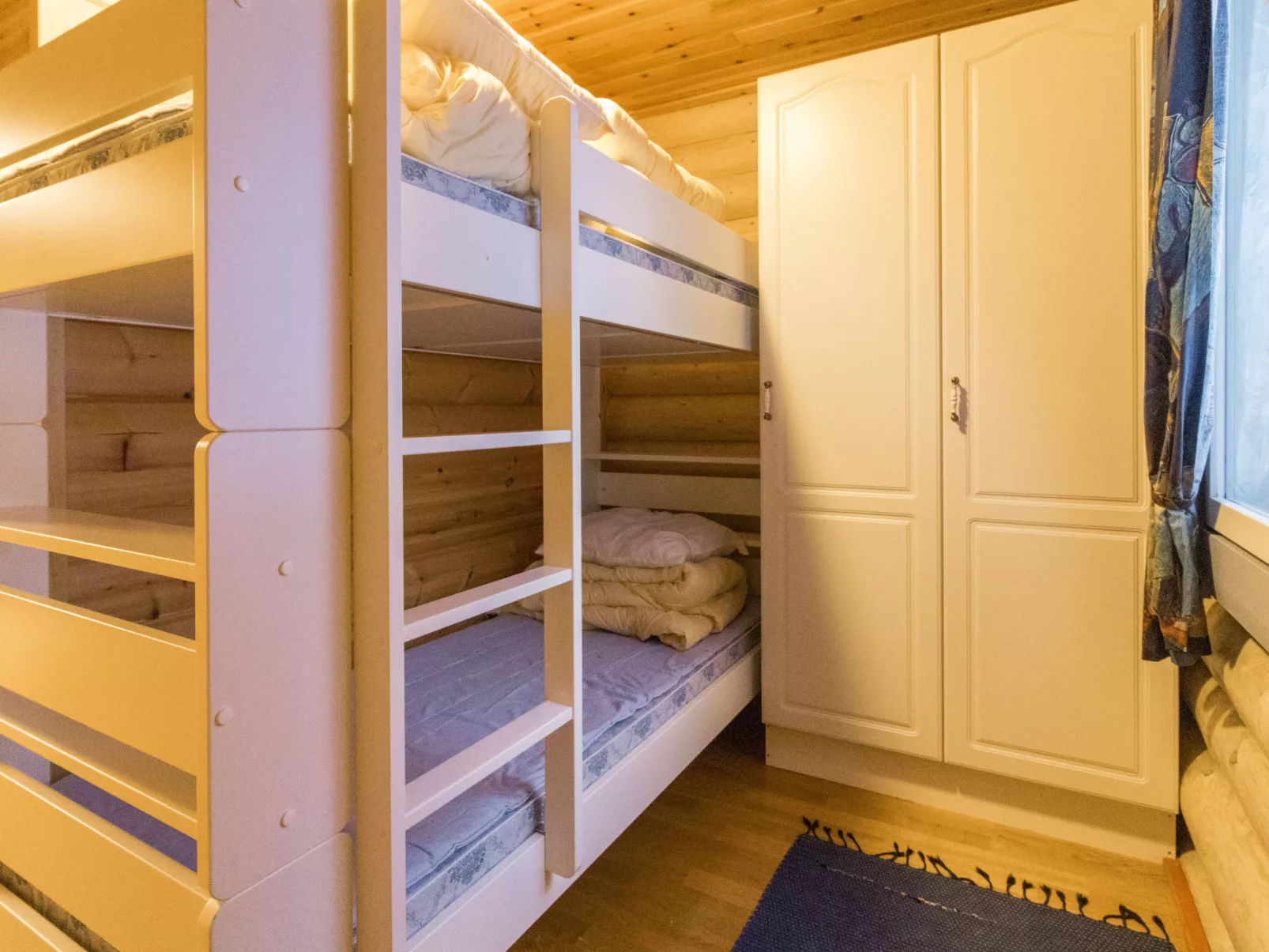 Salvostie 13, hetta - Binnen