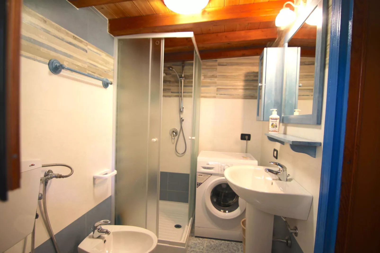 EMERALD HOME - Badkamer