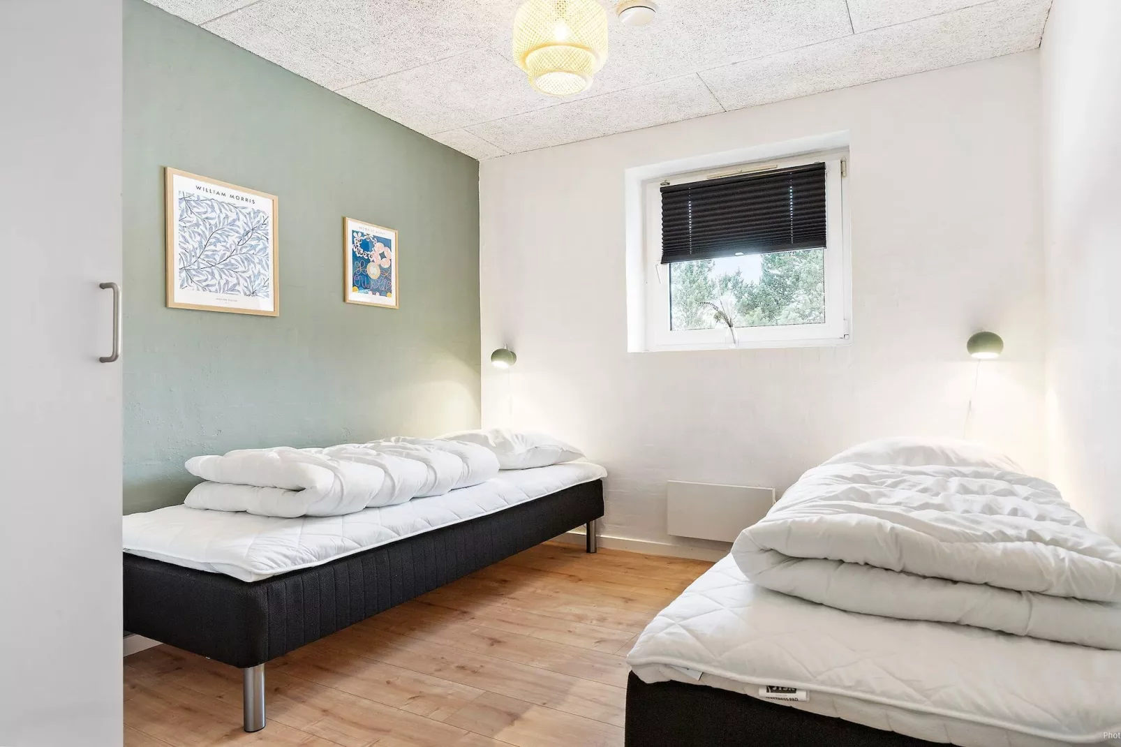 Zeezijde retraite met zwembad -- By Traum Ferienwohnungen-Binnen