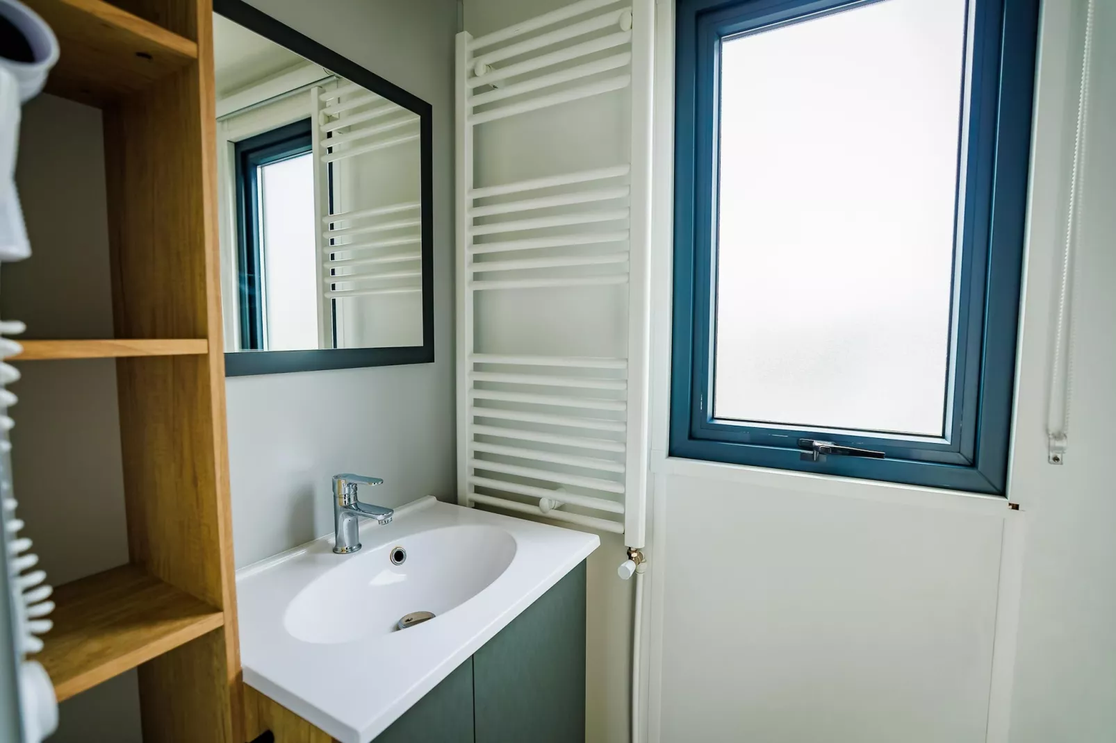 Vakantiepark Eiland van Maurik 7 - Badkamer