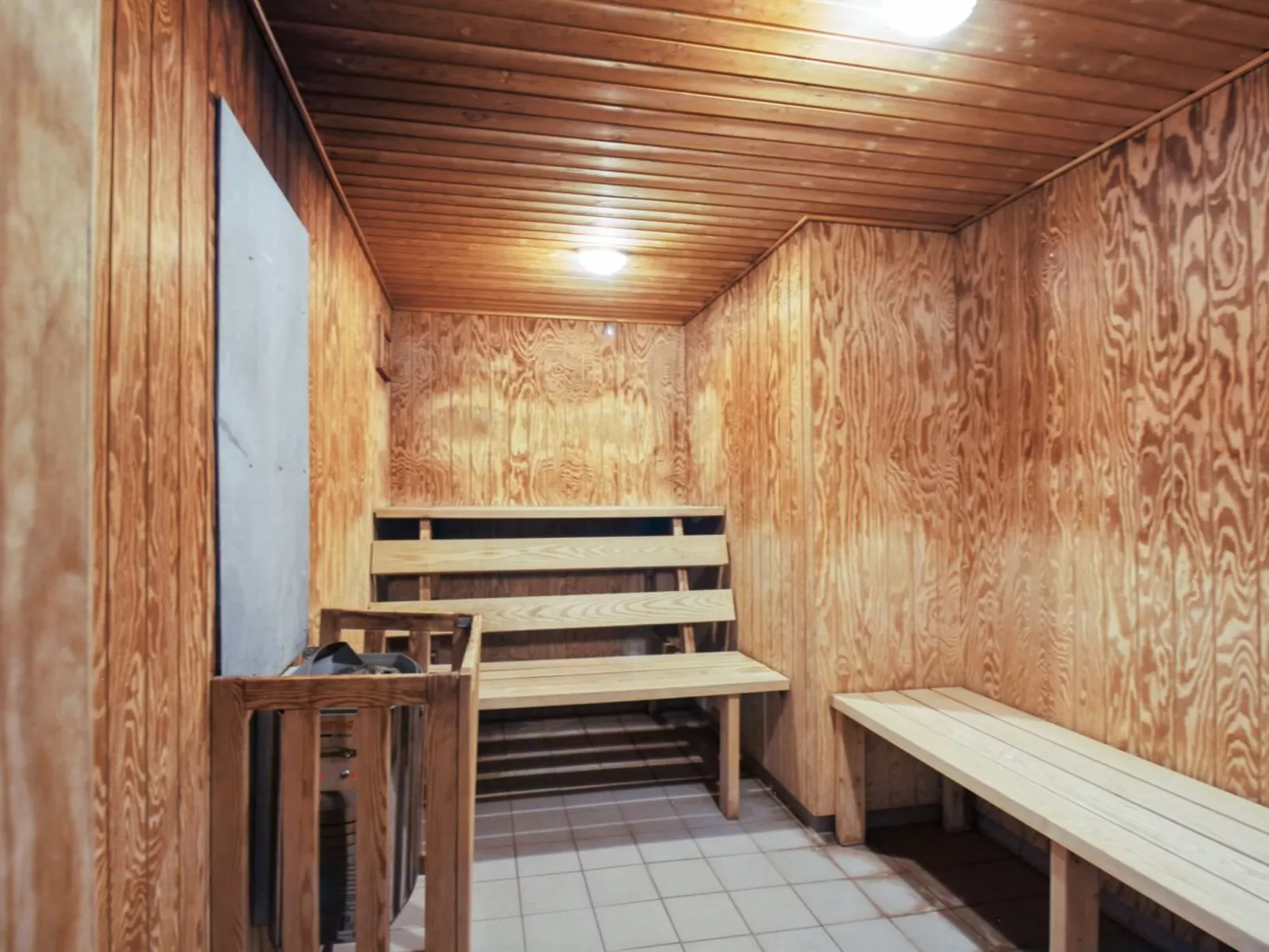 "Brynhild" - 50m from the sea-Binnen