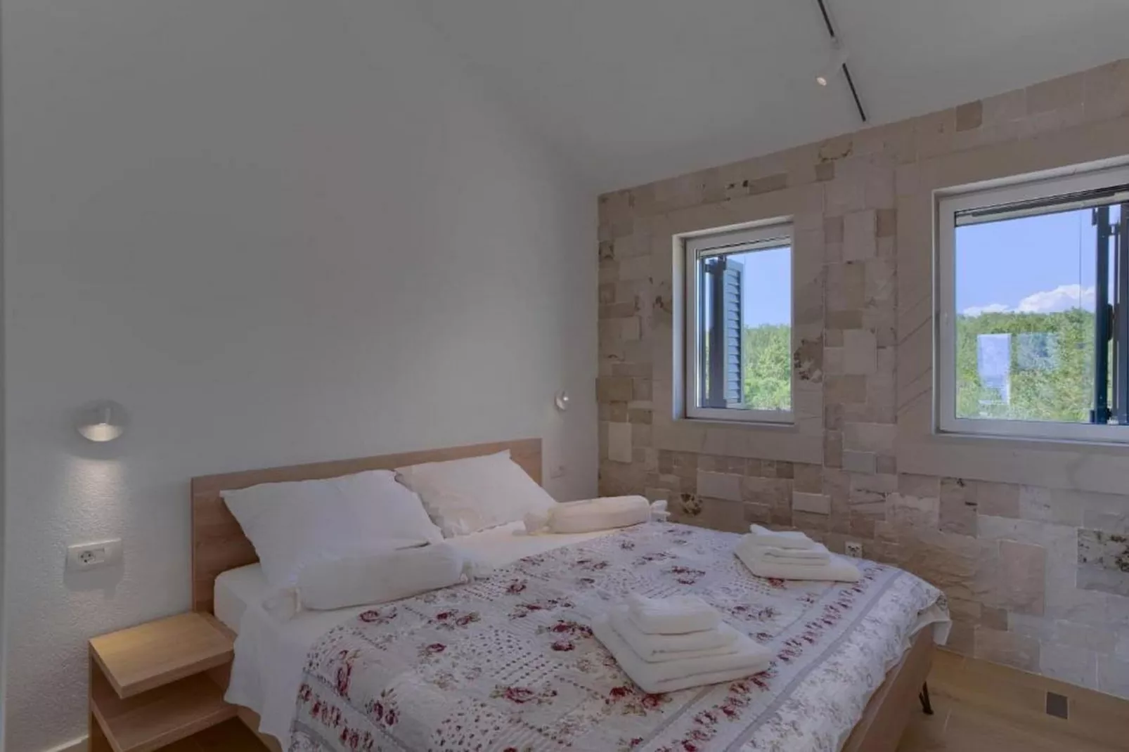 Villa Vera -Three Bedroom Villa with Swimming pool - Slaapkamer