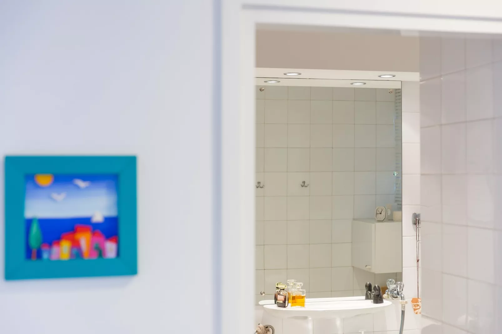 Apartment Nana-One Bedroom Apartment with Loggia and Sea View-Badkamer