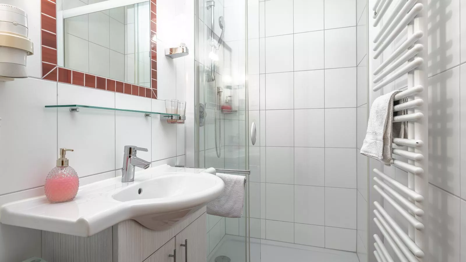 Landhaus Marchfeld Top 2 - Badkamer