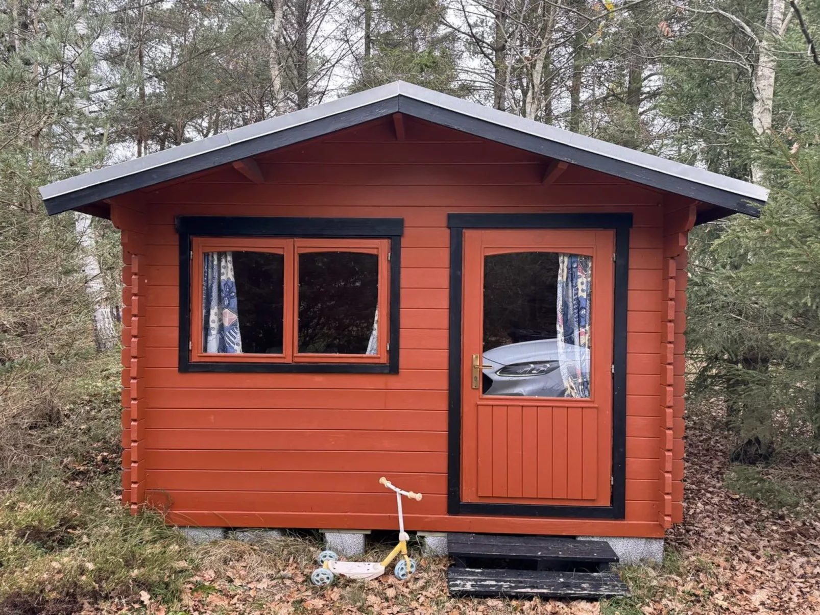 "Lökea" -  from the sea - Binnen