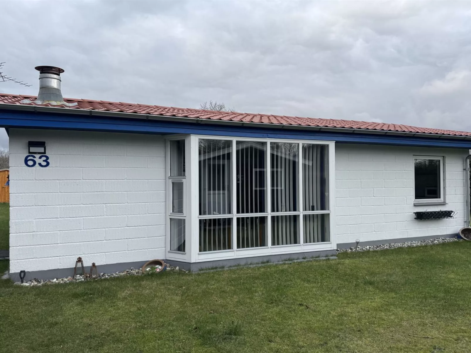 "Allyson" -  from the sea-Buiten