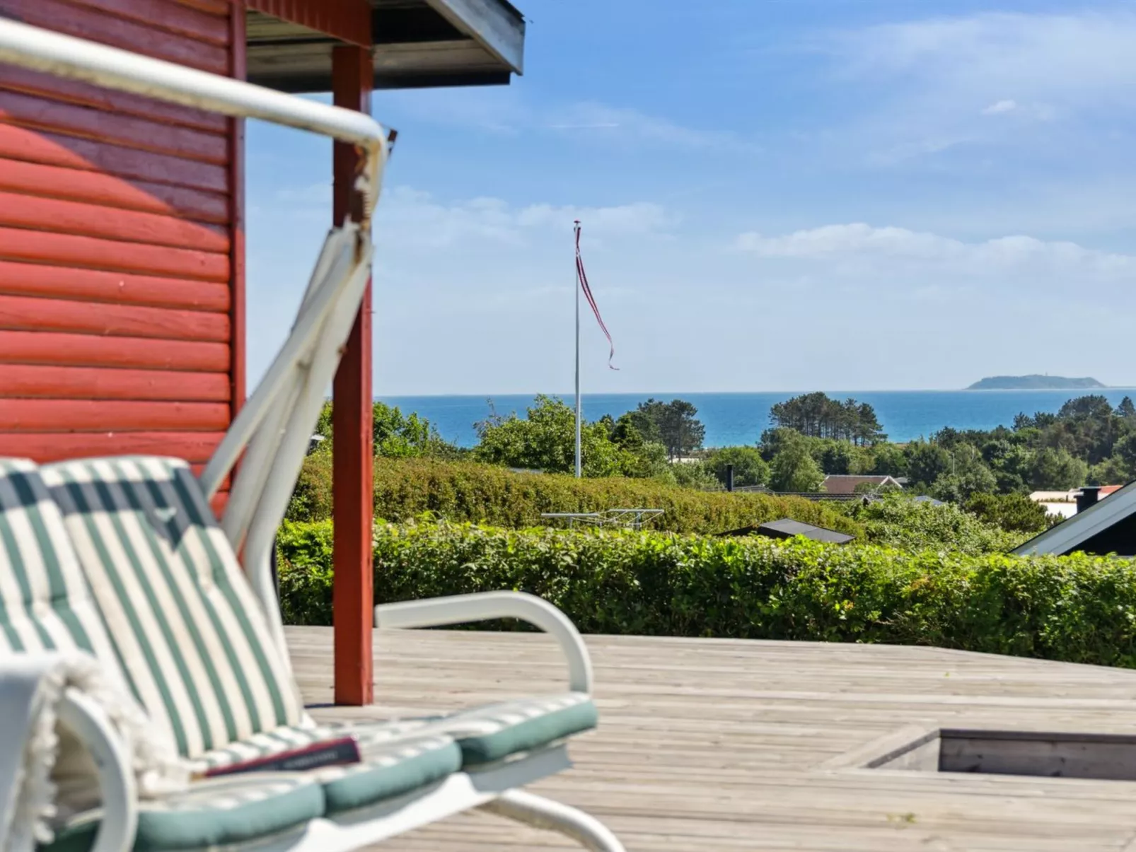 "Joseph" - 500m from the sea-Buiten