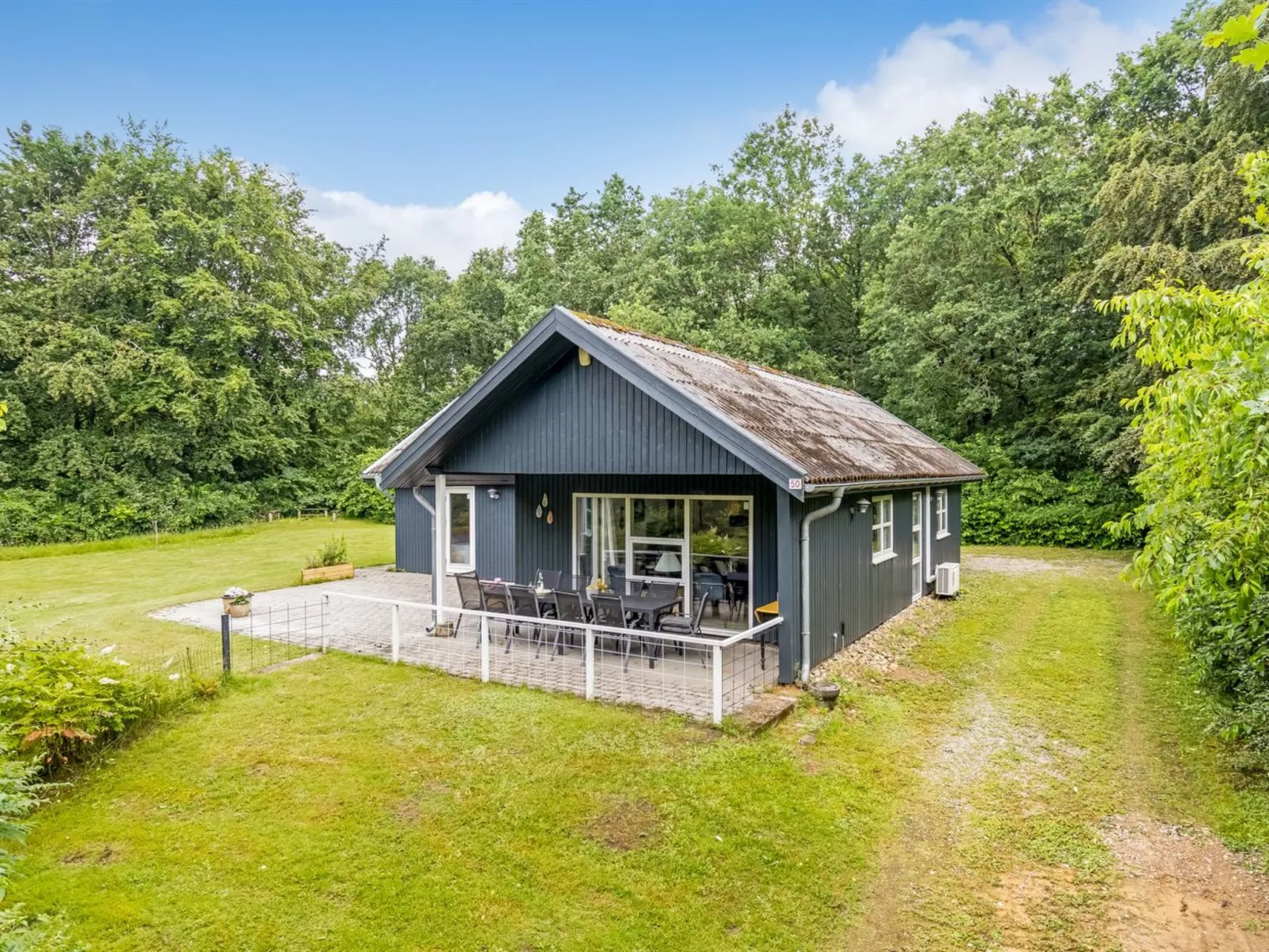 "Matias" - 30km from the sea-Buiten