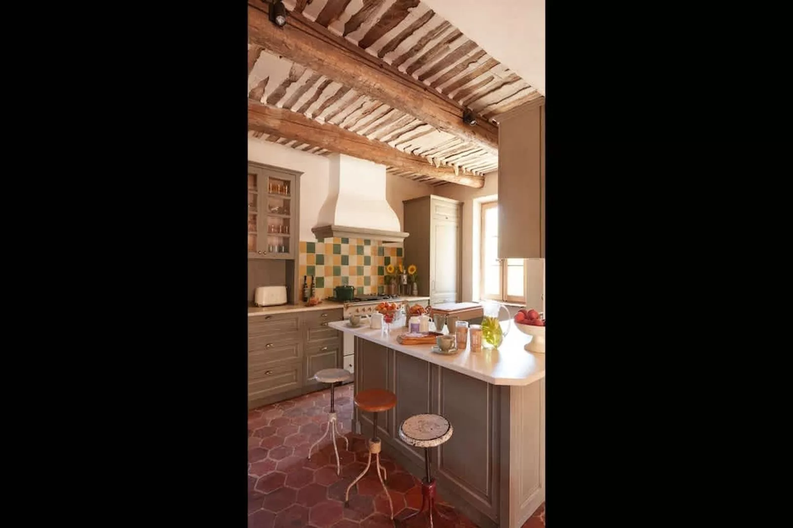 Villa de charme confort au milieu des vignes du Lubéron-Keuken