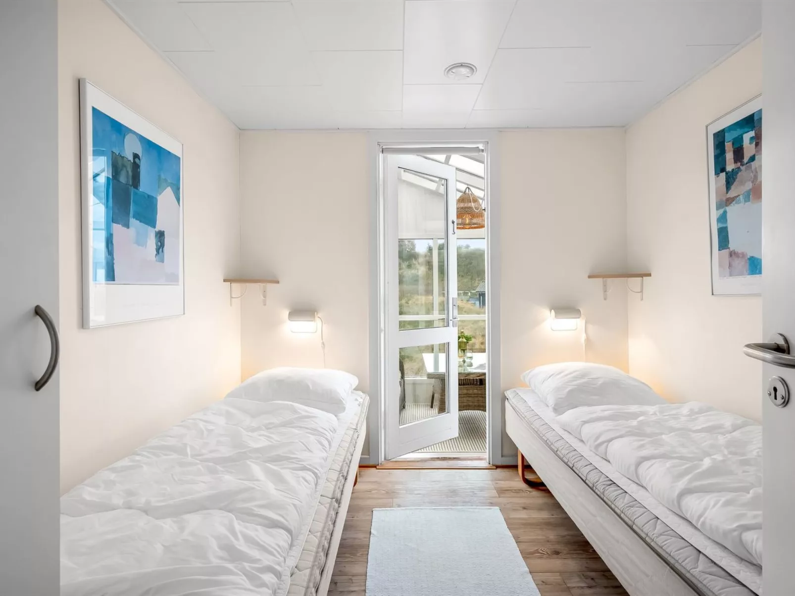 "Hanne" - 750m from the sea-Binnen