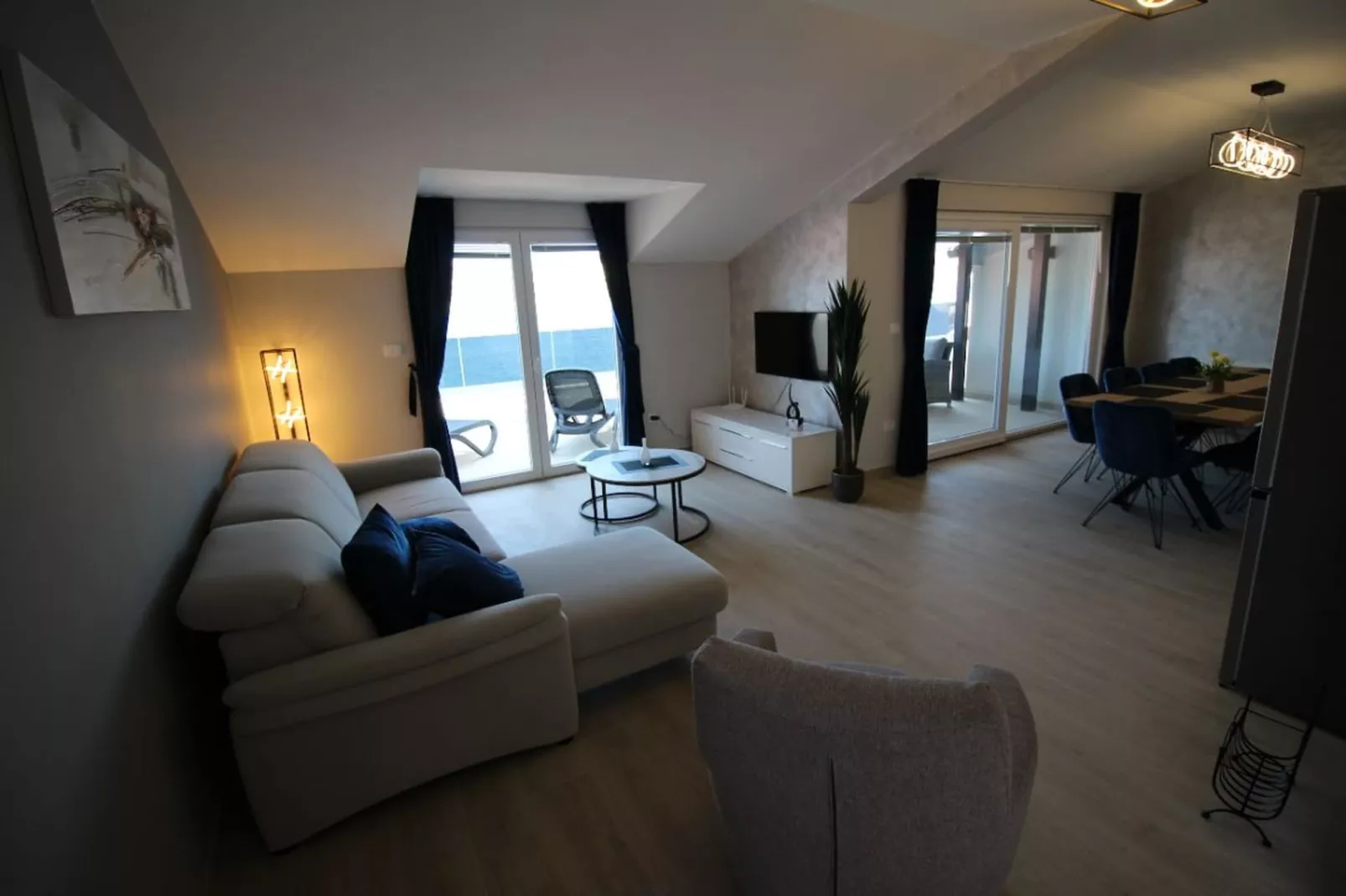 Penthouse - Typ 6plus2-Woonkamer