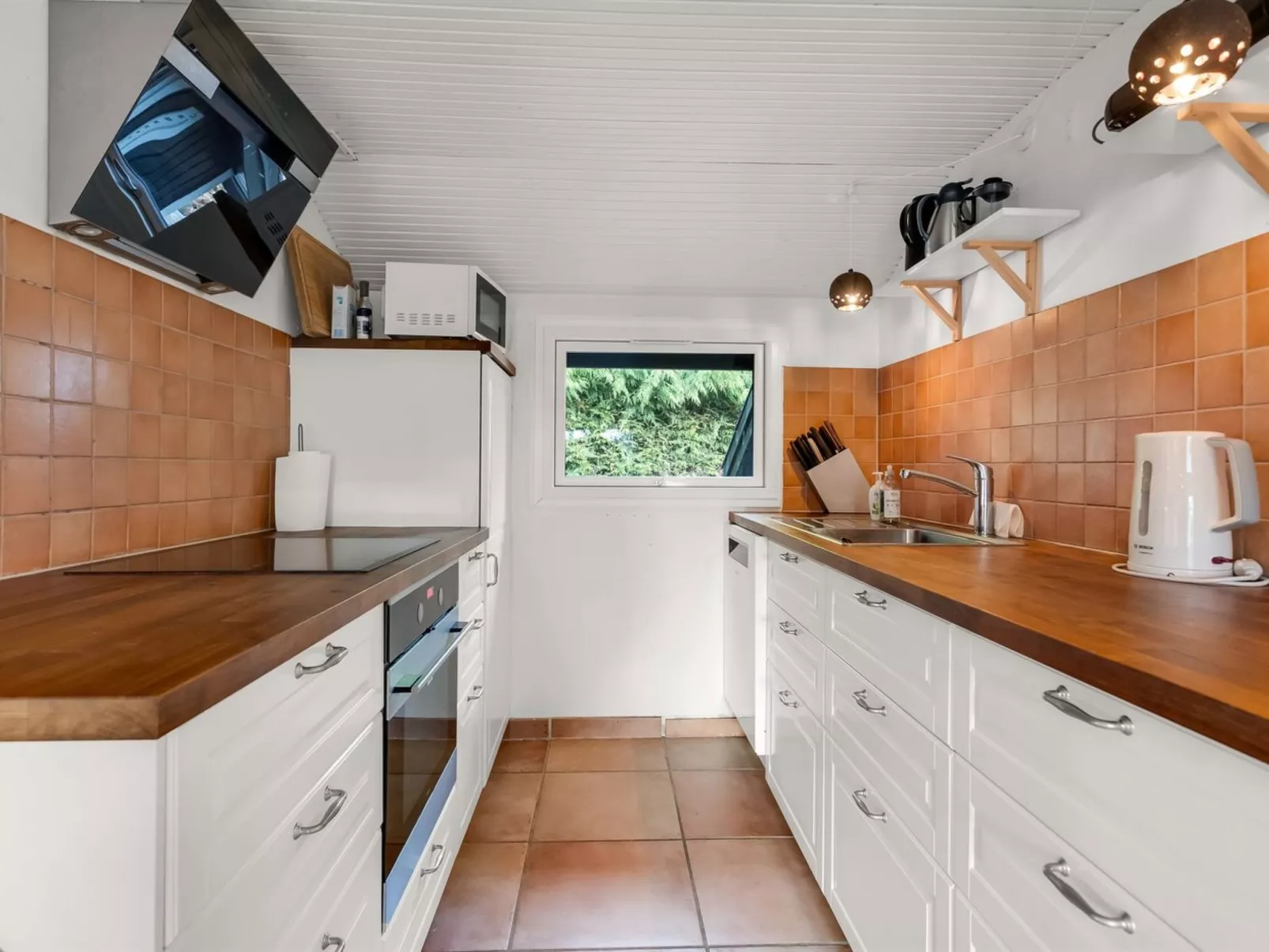 "Blandina" - 500m from the sea-Binnen