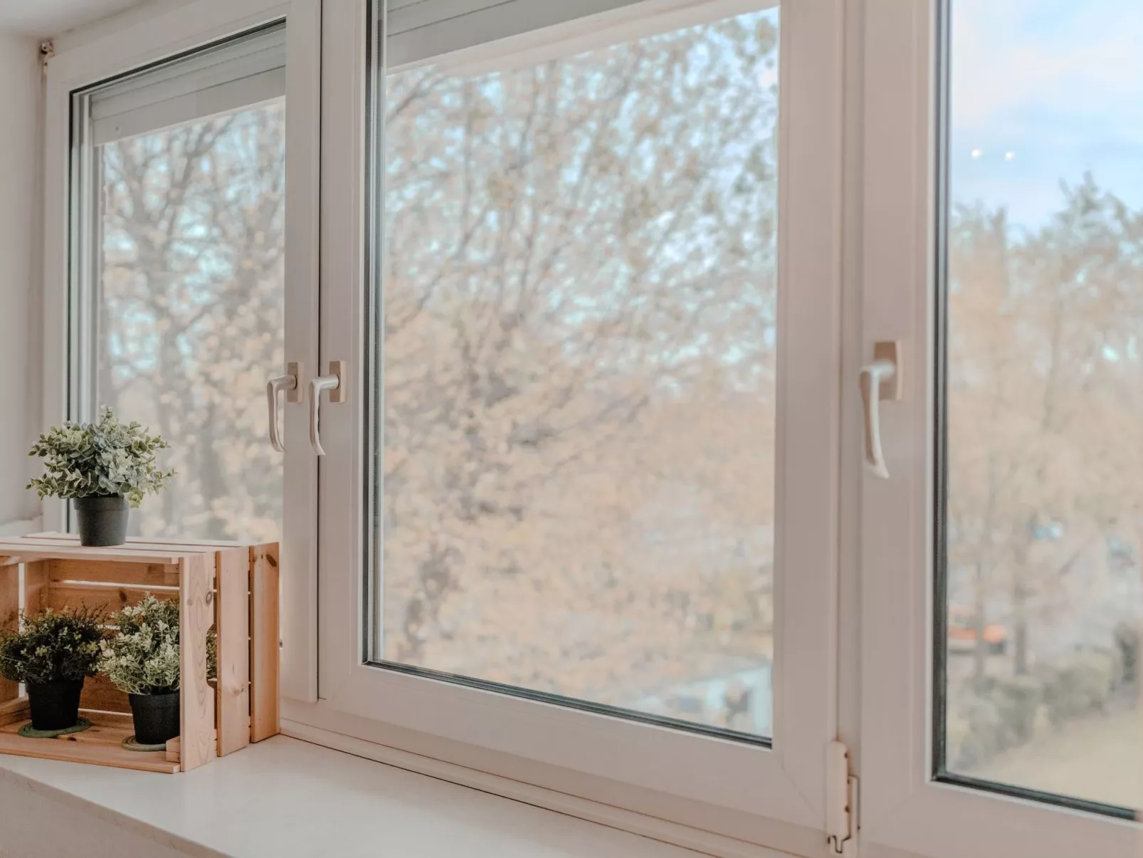 Apartment mit Küche, Arbeitsplatz und xxl Sofa - Image-tags.info