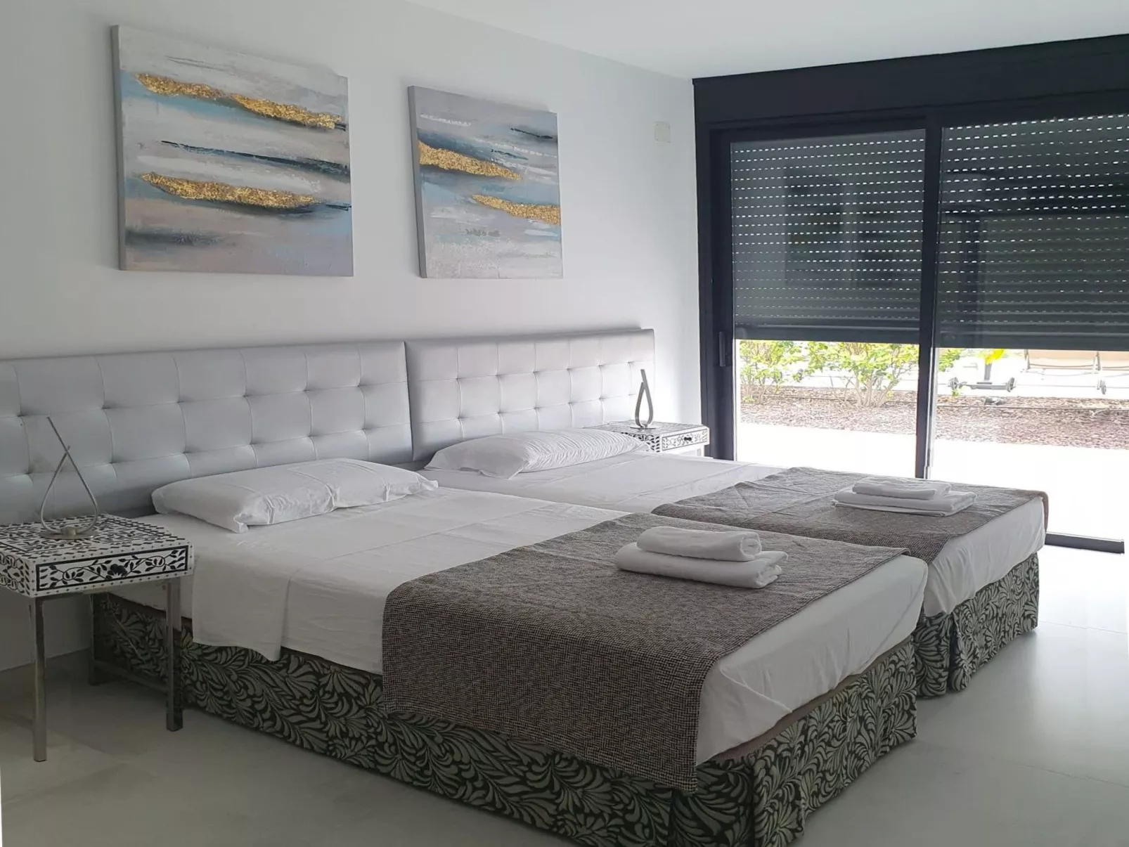 Geräumige Villa, beheizter Pool und atemberaubende Aussicht - Image-tags.info