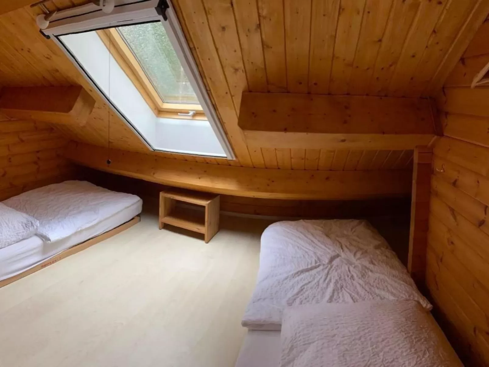 WaldhausEichhörnchen-Image-tags.info