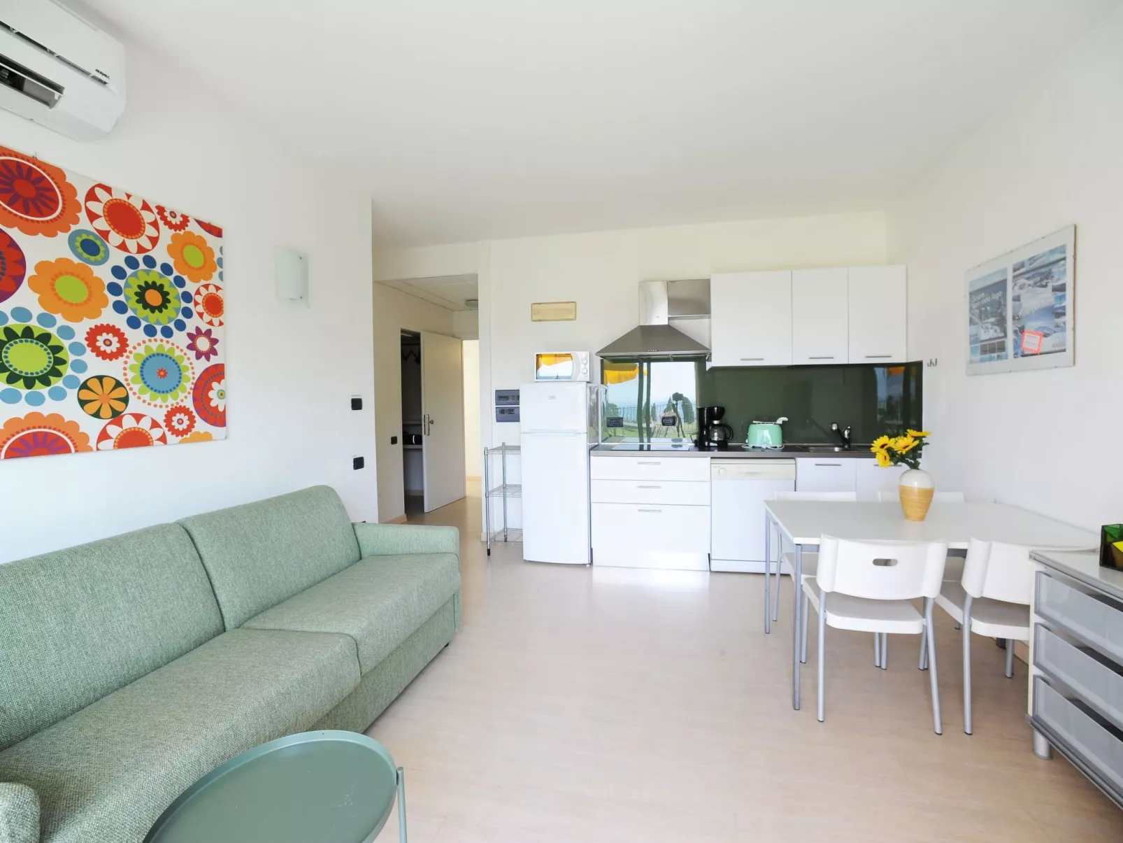 Zwei-Zimmer-Wohnung mit Seeblick - Image-tags.info