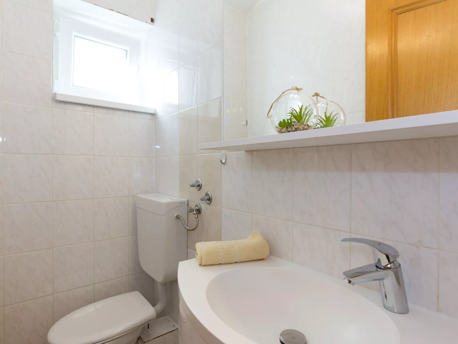 Wohnung "Tamaris D" direkt am Strand - Image-tags.info