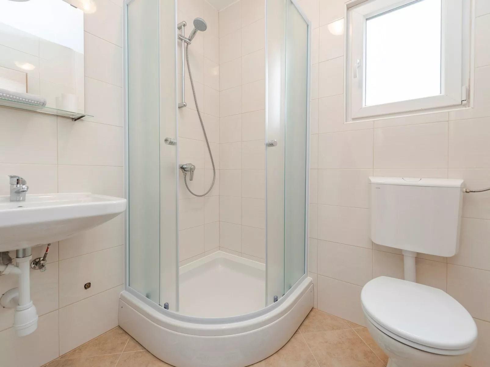 Apartment Simic 3 - Image-tags.info