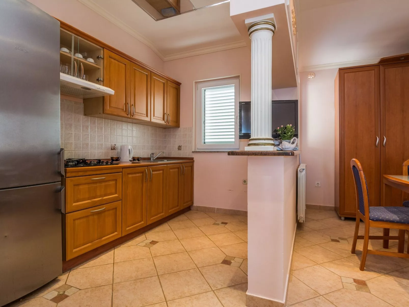 Apartment Weiss 2 - Image-tags.info