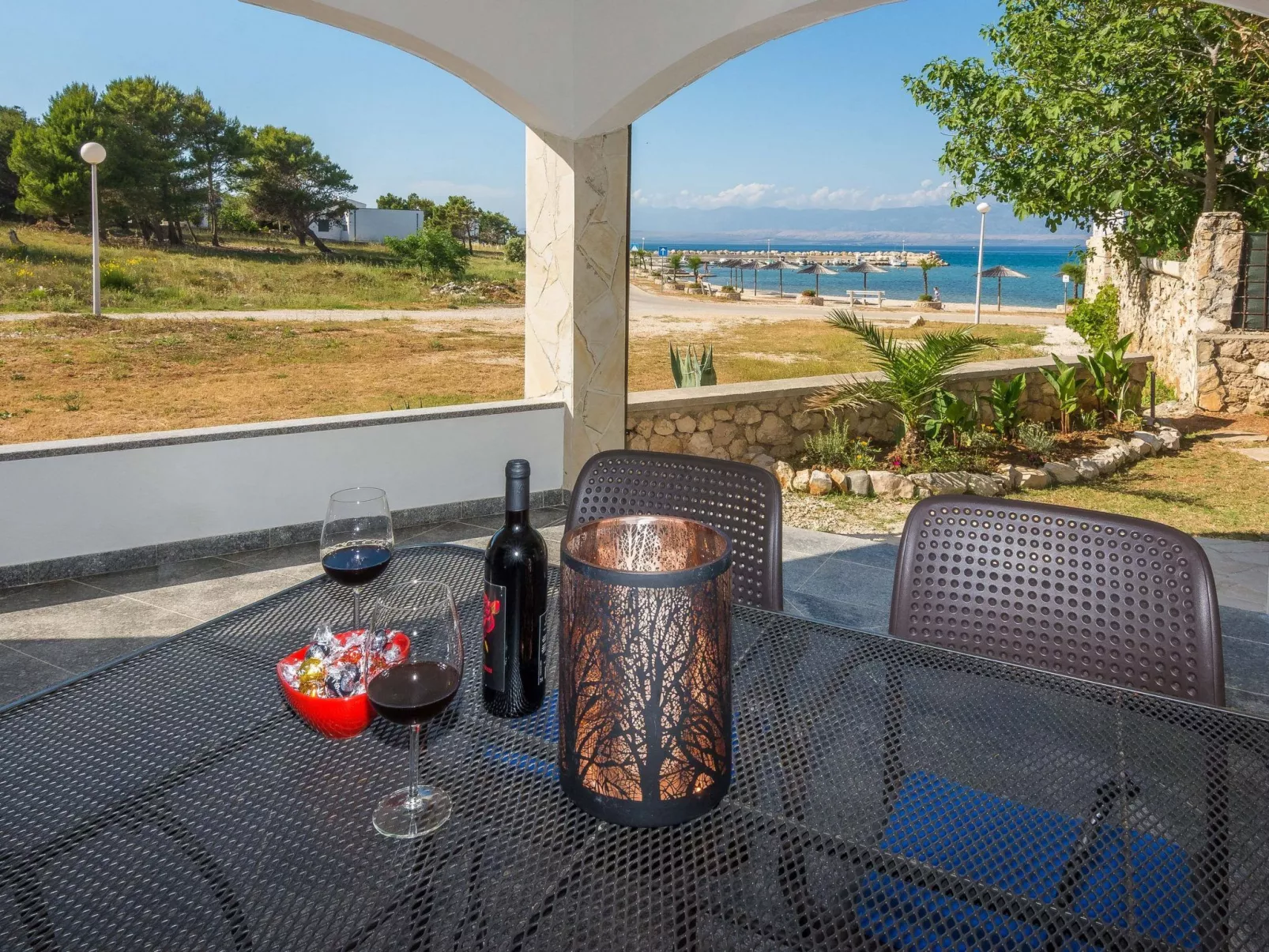 Apartment Andelic 2 - Image-tags.info