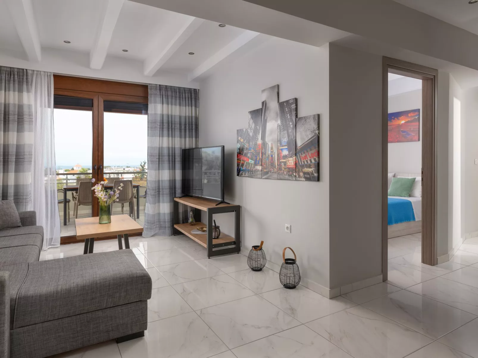 Nefeli Meerblick - Image-tags.info