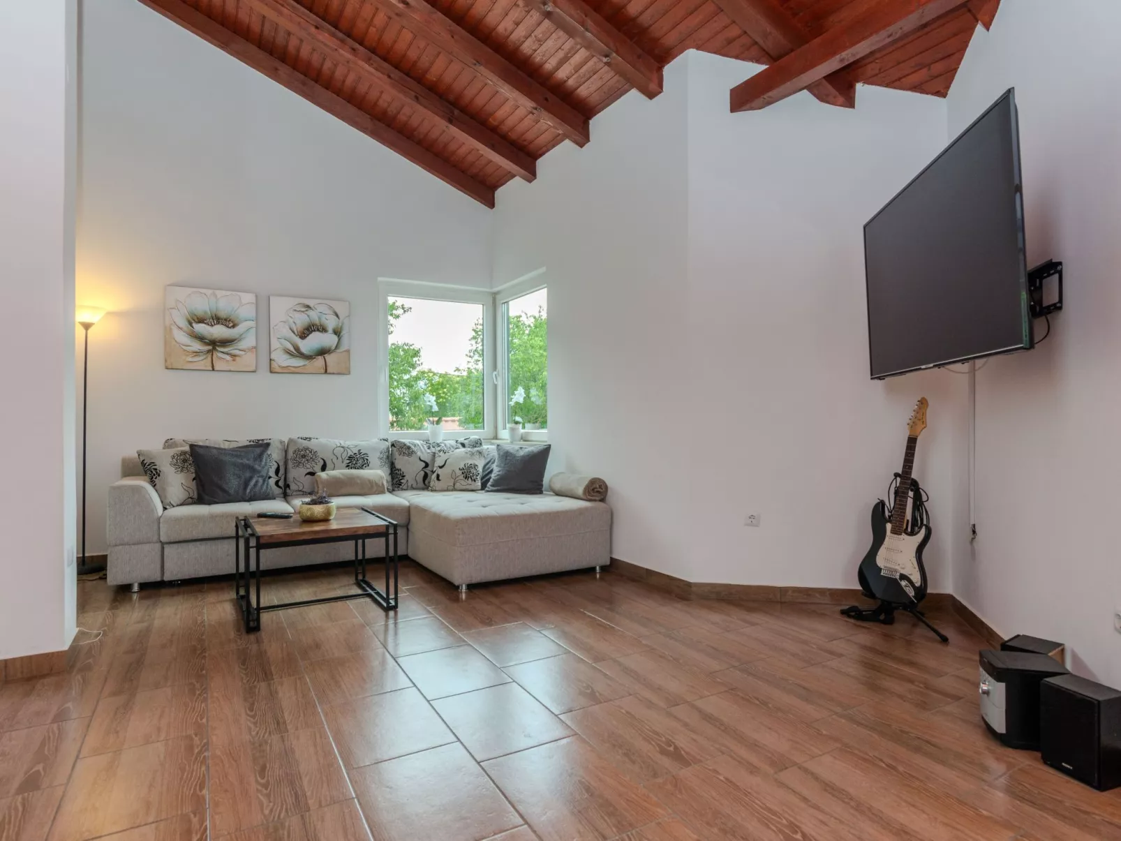 Holiday home Lucic - Image-tags.info