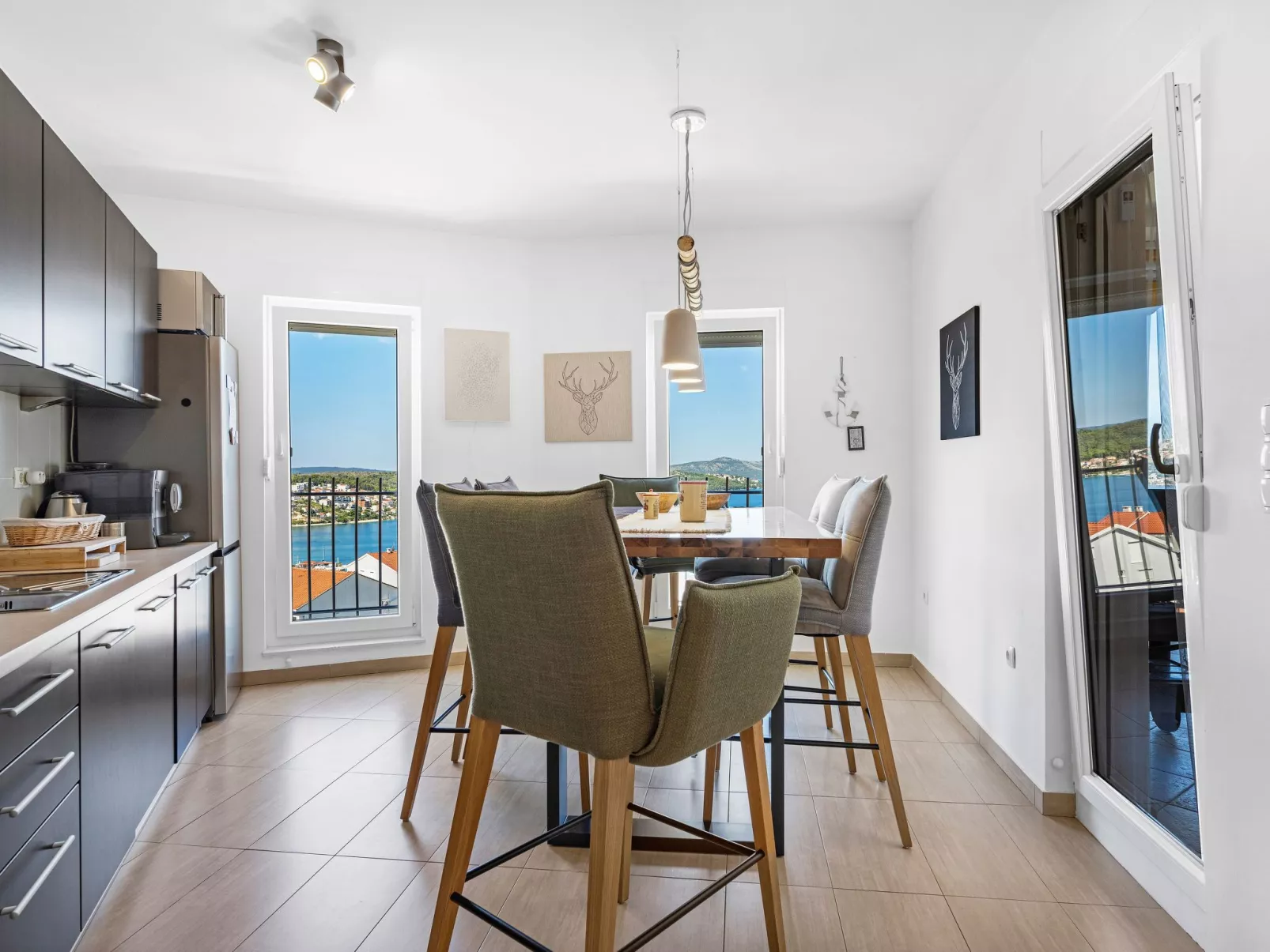 Meerblick-Apartment mit Pool Ciovo Breeze - Image-tags.info