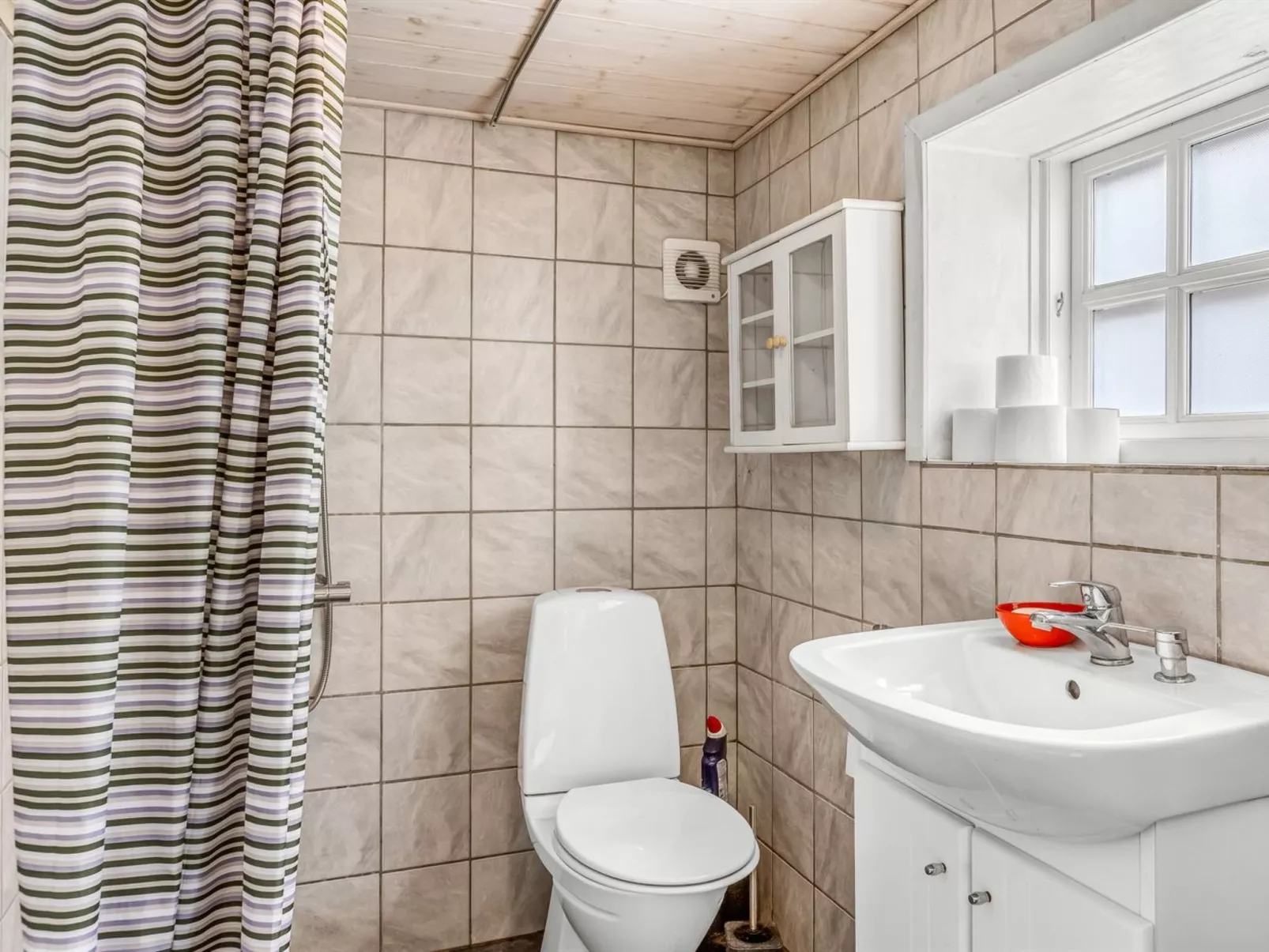 "Jouni" - 18km from the sea - Binnen