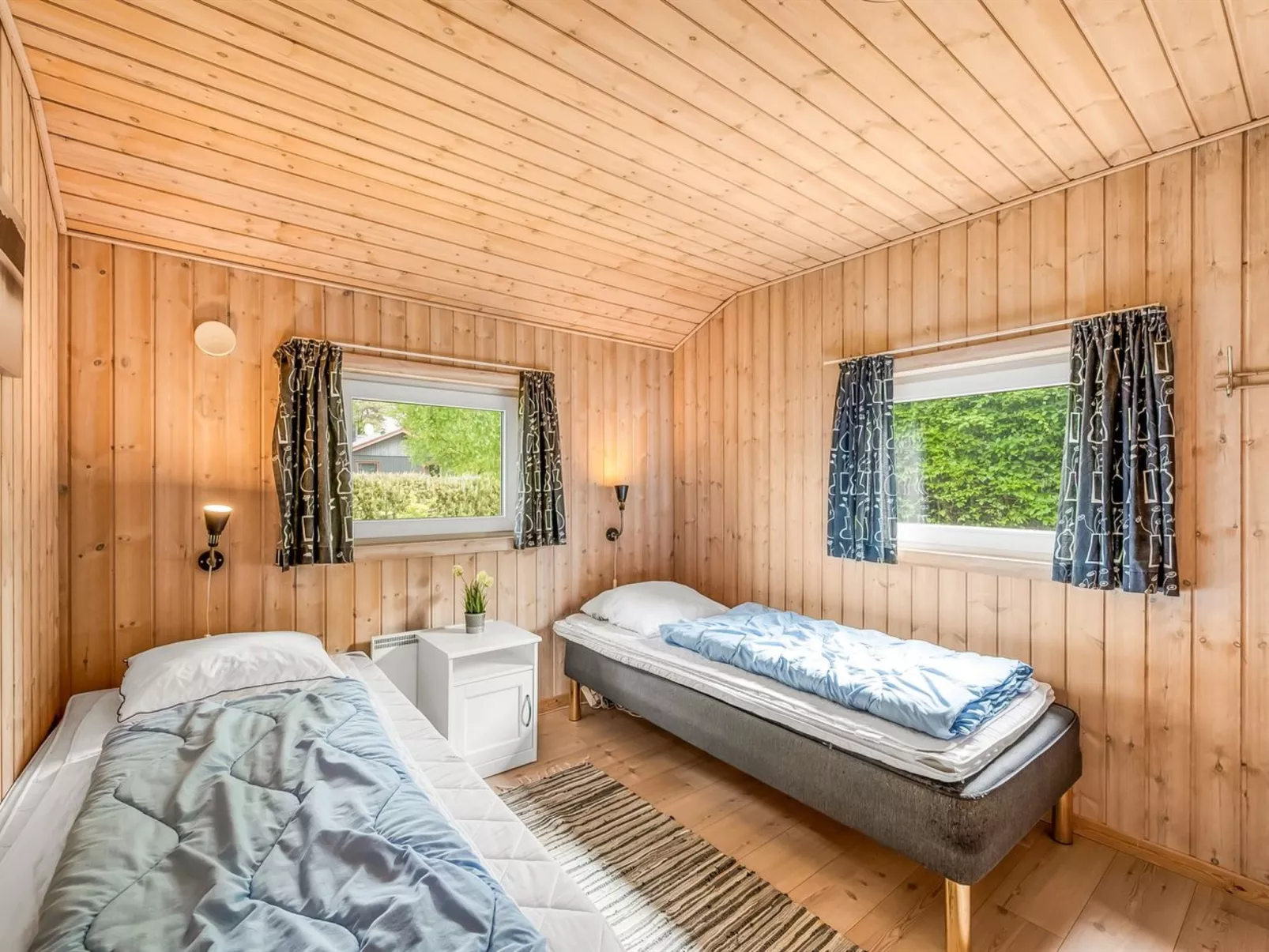 "Yorick" - 350m to the fjord - Binnen