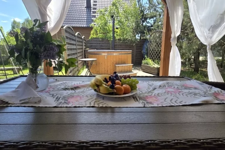 Domek wakacyjny LUX dla max 6 osób w Bałachach - Terrasbalkon