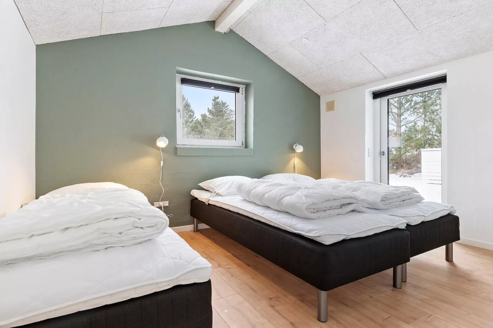 Zeezijde retraite met zwembad -- By Traum Ferienwohnungen-Binnen