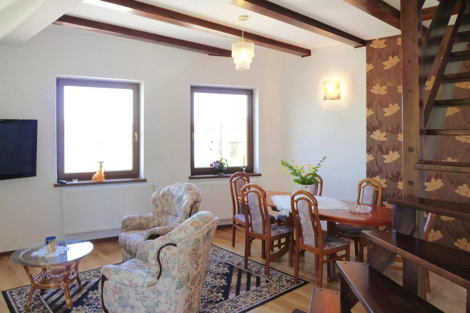 Apartament wakacyjny w Kiedrowicach dla max 5 osób-Eetkamer