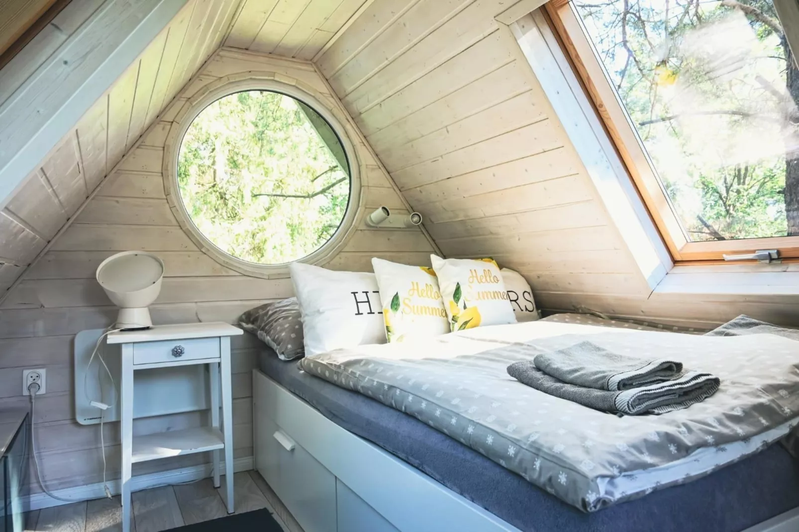 Dom w Starych Czaplach z domkiem na drzewie-Slaapkamer