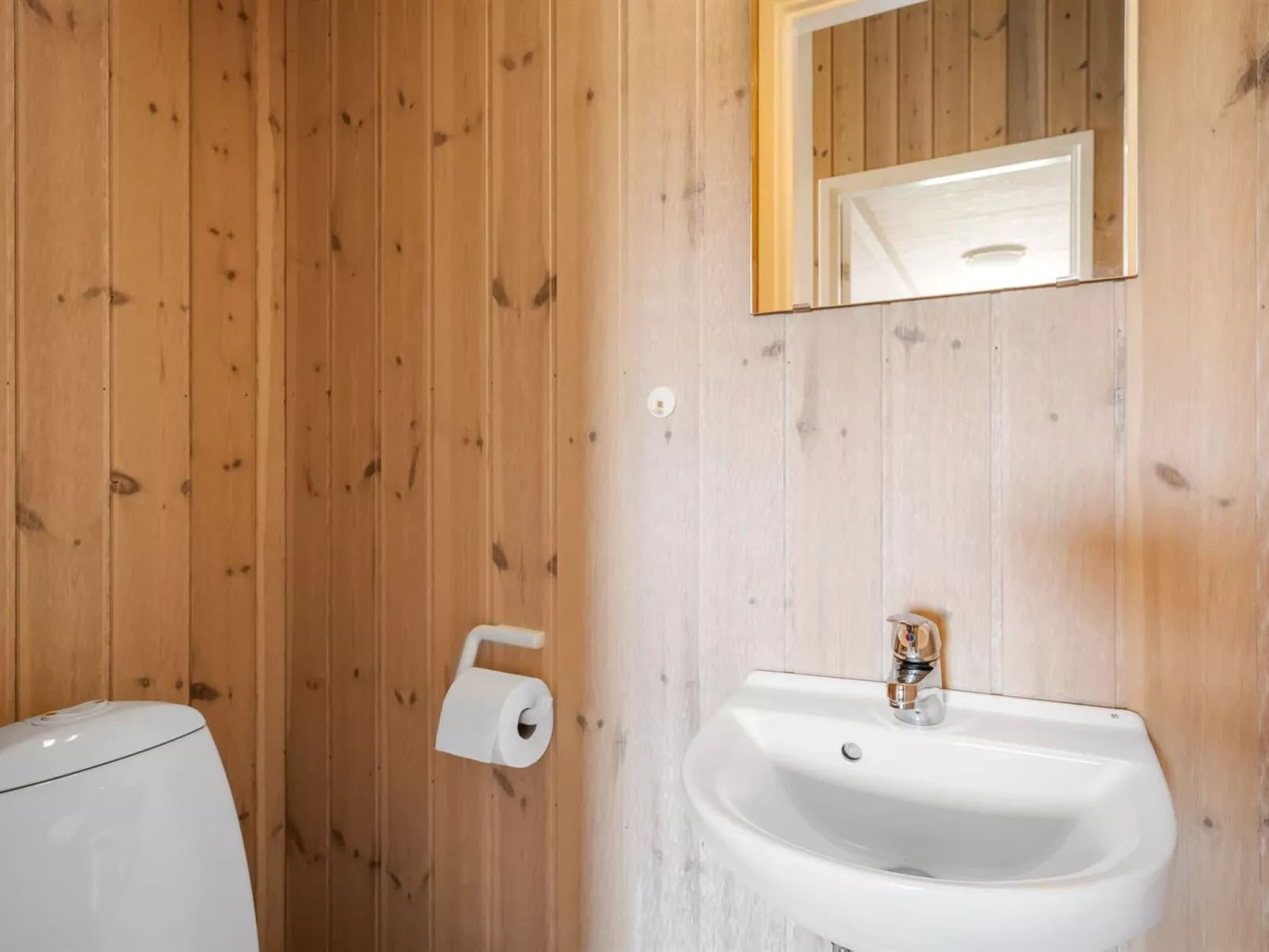 "Katla" - 400m from the sea-Binnen