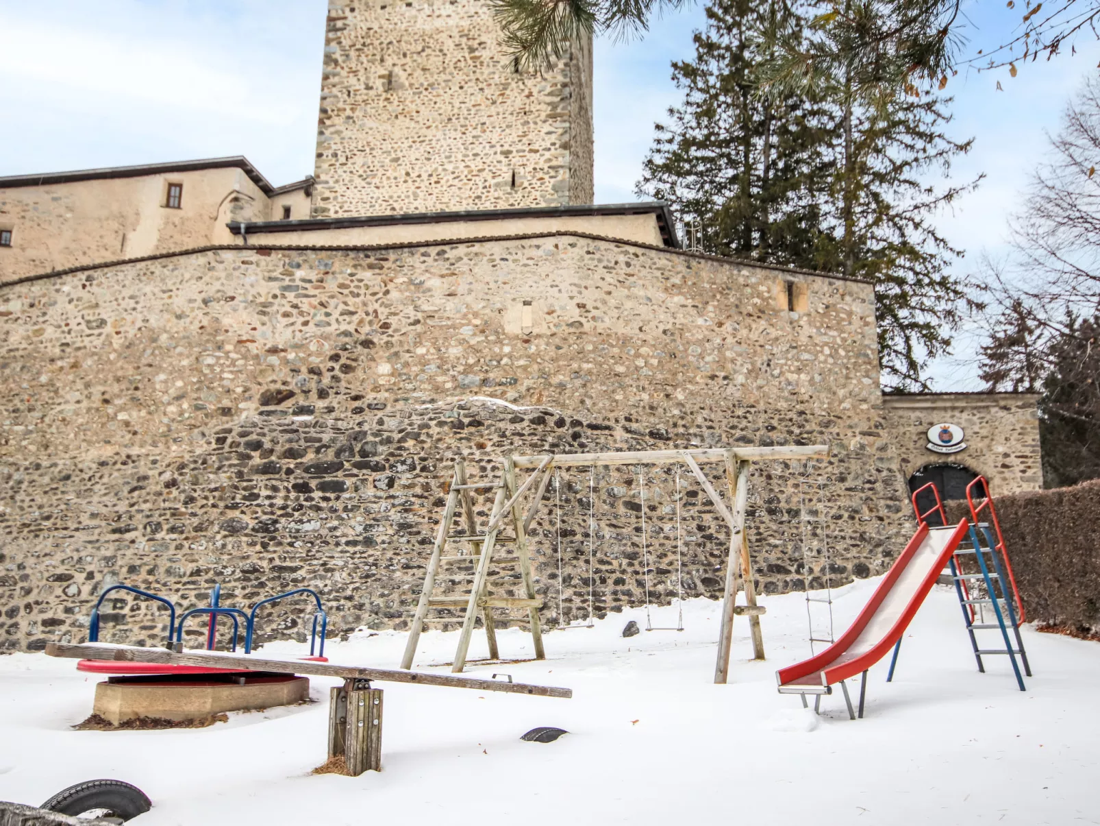 Burg Biedenegg, Pach - Buiten