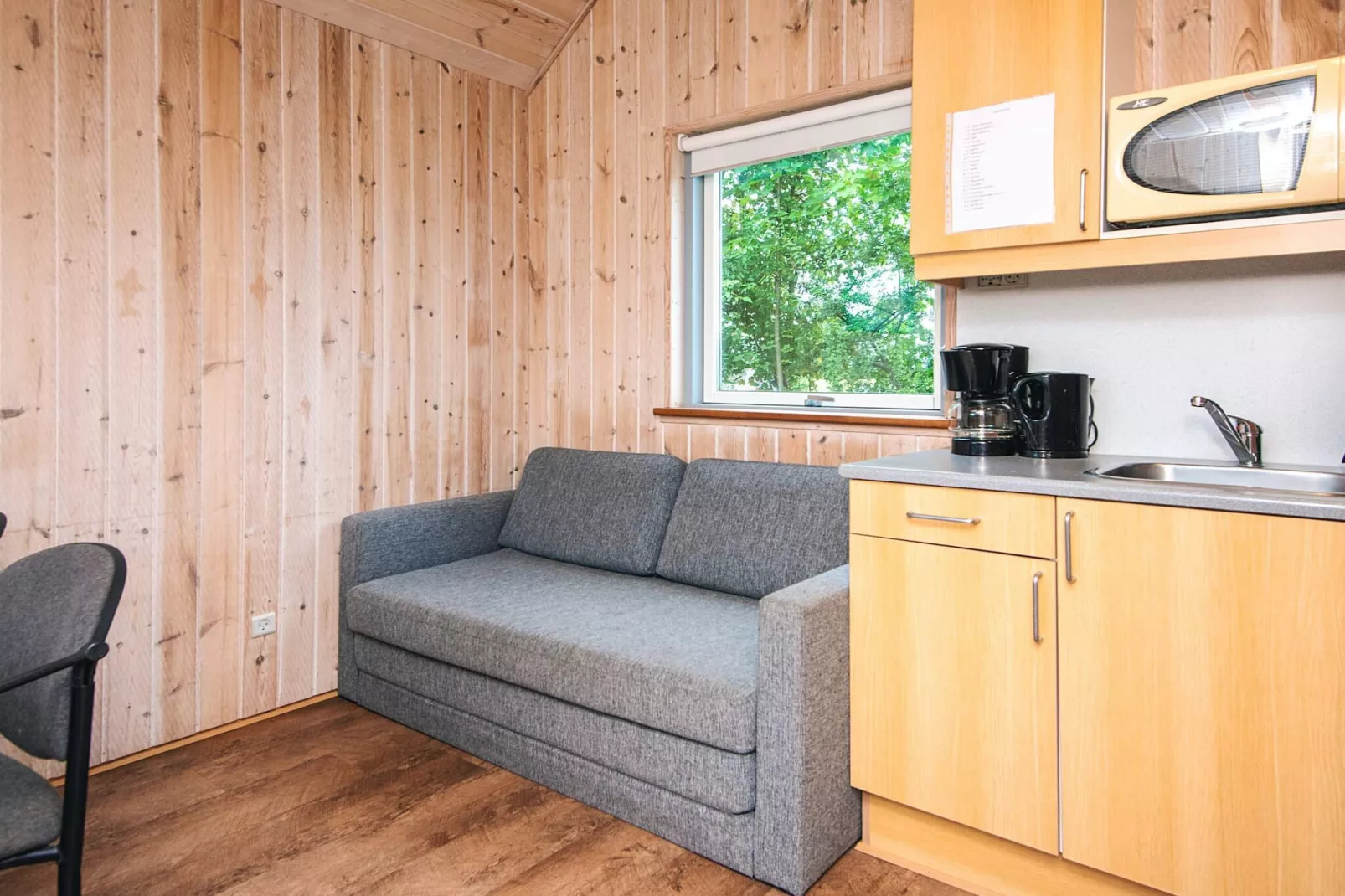 Mobile homes til 4 personer, medbad-Binnen