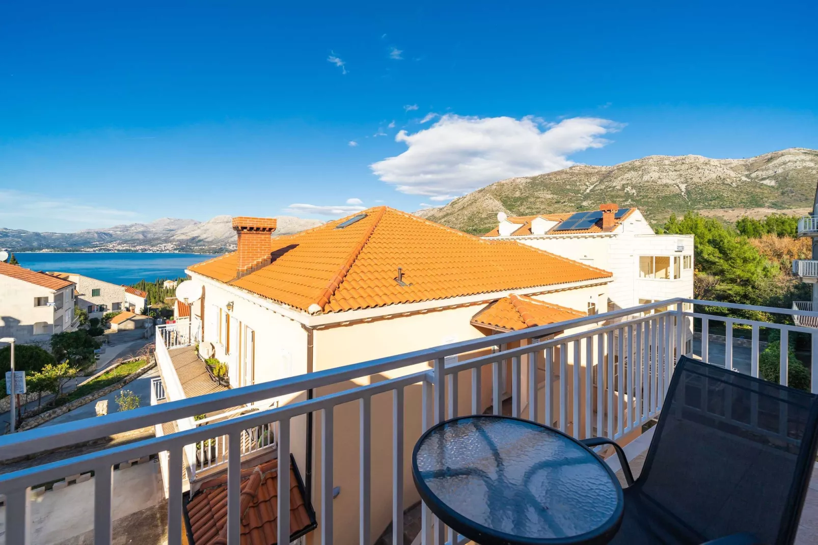 Apartments Senjo - Studio Apartment with Balcony and Sea View (Apartman 2)-Uitzicht