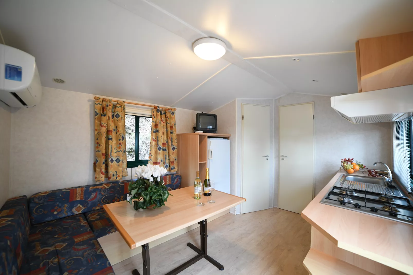 C´Era una Volta - Mobile Home TYPE A - B4/5 Pax MHB-Eetkamer